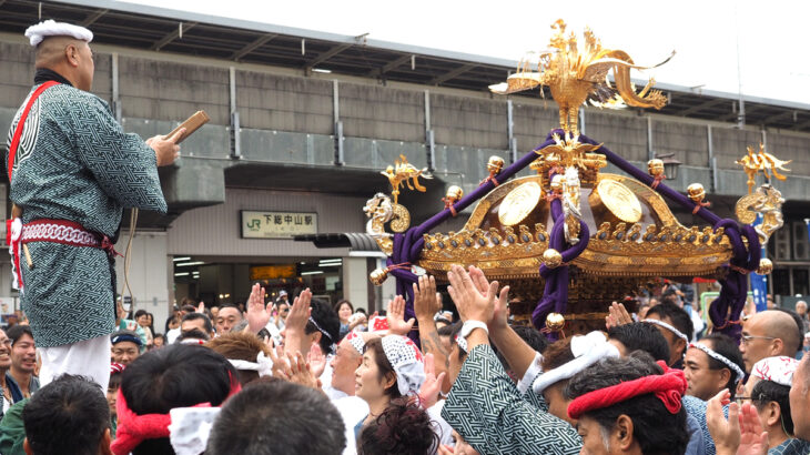 10月15日の小栗原稲荷神社大祭に参加しよう。壮麗な大神輿、太鼓山車をご覧ください
